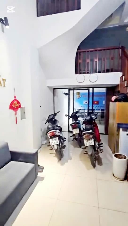 Nhà phố cho thuê tại Phùng Hưng Hà Đông 37m² giá chỉ 13 triệu - Nội thất đẹp sẵn sàng ở ngay!