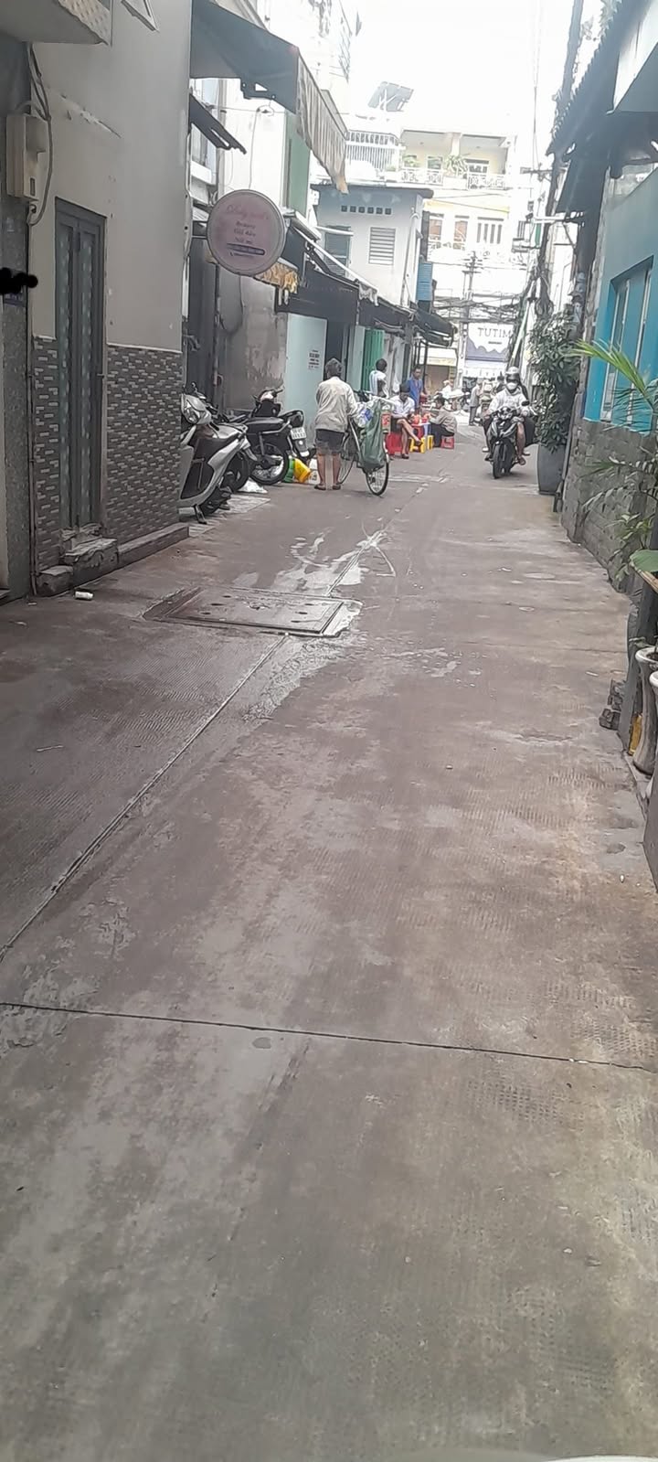 Nhà riêng Cách Mạng Tháng Tám, Quận 10, 25m² giá 4.35 tỷ - Khu sầm uất, thuận tiện kinh doanh!