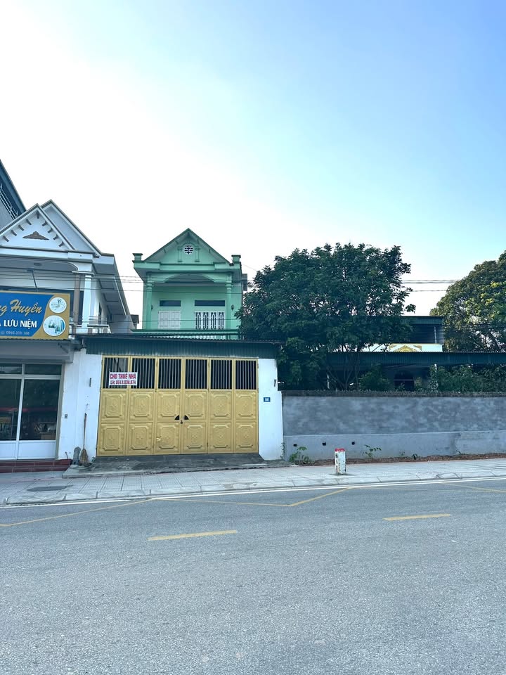 Nhà nguyên căn cho thuê tại Âu Cơ, Lâm Thao, 186m² - Phù hợp kinh doanh và ở