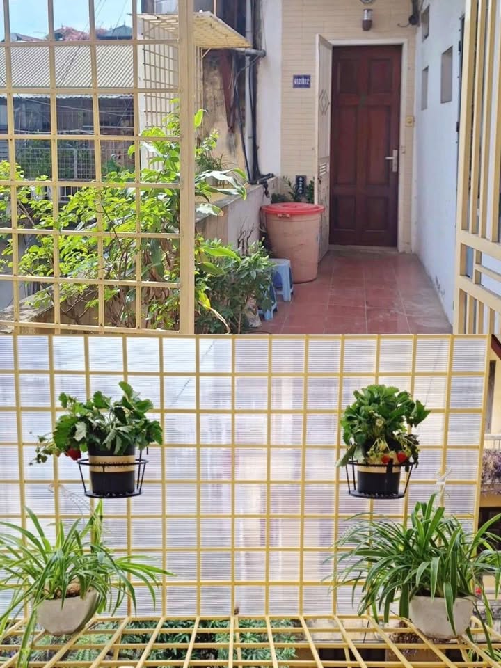 Căn hộ cho thuê tại ngõ 112 Trần Đại Nghĩa 100m² giá 10 triệu - Full nội thất, vào ở ngay!