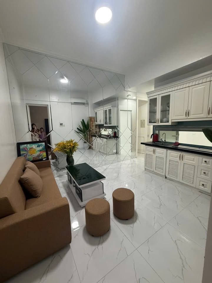 Căn hộ C10 Xuân La, Tây Hồ 42m² - Nhà góc, giá thỏa thuận!
