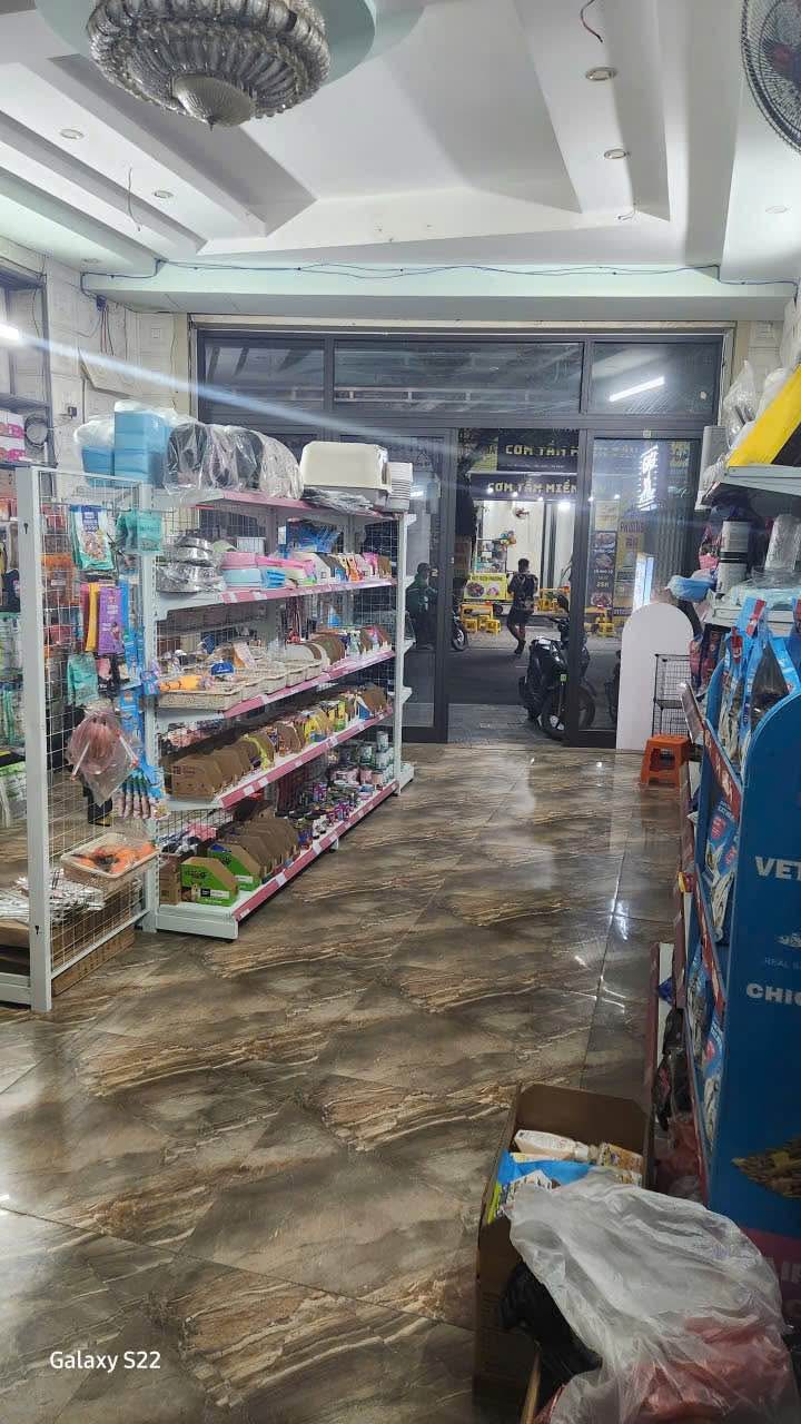 Cho thuê mặt bằng Nguyễn Hoàng, Hải Châu 40m² - Tiện ích đầy đủ, giá hợp lý!