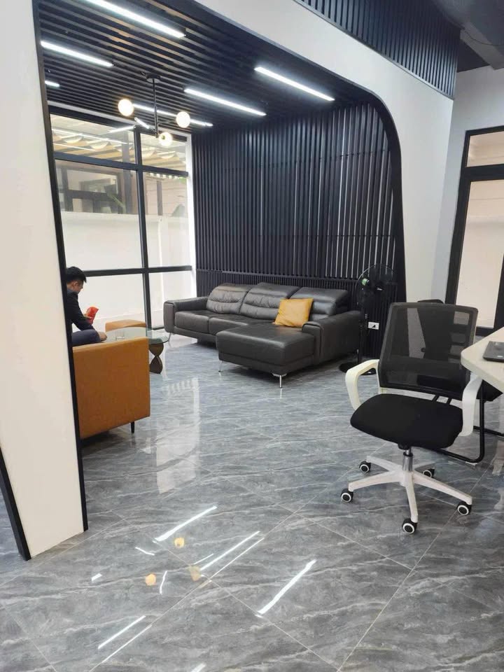 Front House cho thuê tại Đại Lộ San Hô 150m² - Mặt tiền lớn, vị trí đắc địa!