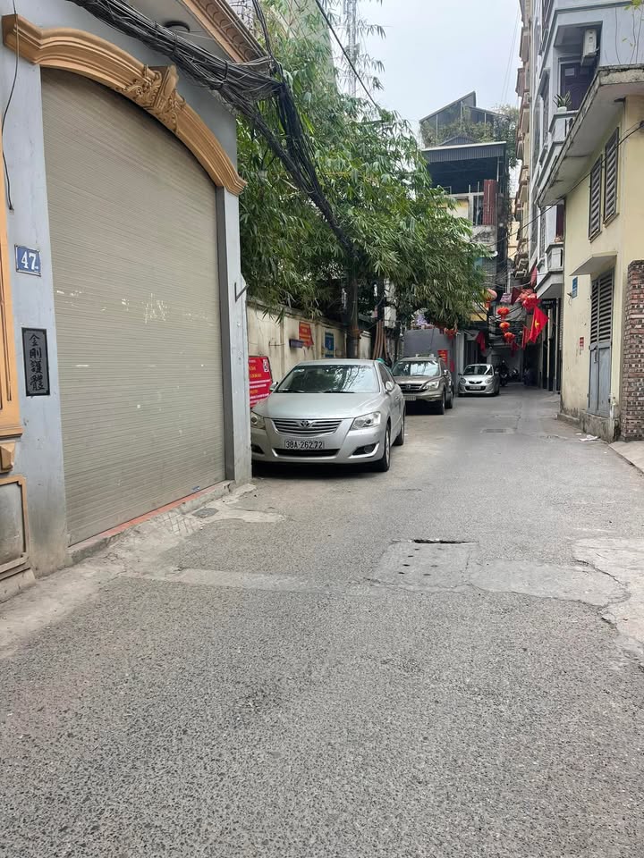 Nhà Hào Nam, Đống Đa 55m² giá 18.5 tỷ - Kinh doanh tốt, ô tô tránh nhau!