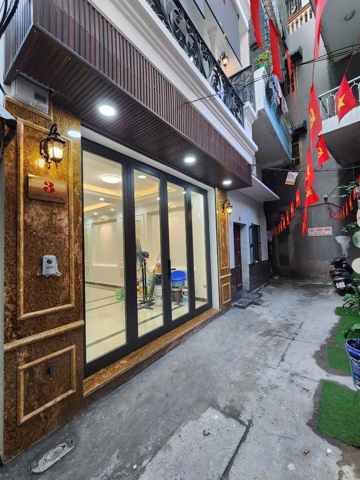 Nhà Kim Mã, Ba Đình 68m² giá 21 tỷ - Thiết kế hiện đại, tiện ích đỉnh cao!