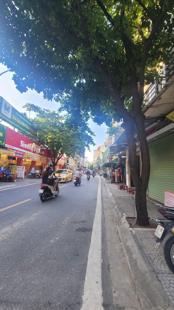 Nhà phố An Dương 95m² giá 29.5 tỷ - Tình người và ký ức trọn vẹn!