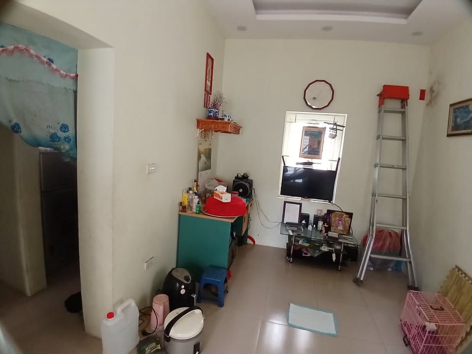 Căn hộ Tập thể Hoàng Đạo Thành 36m² giá 3 tỷ - Sổ đỏ chính chủ, gần phố Nguyễn Xiển!