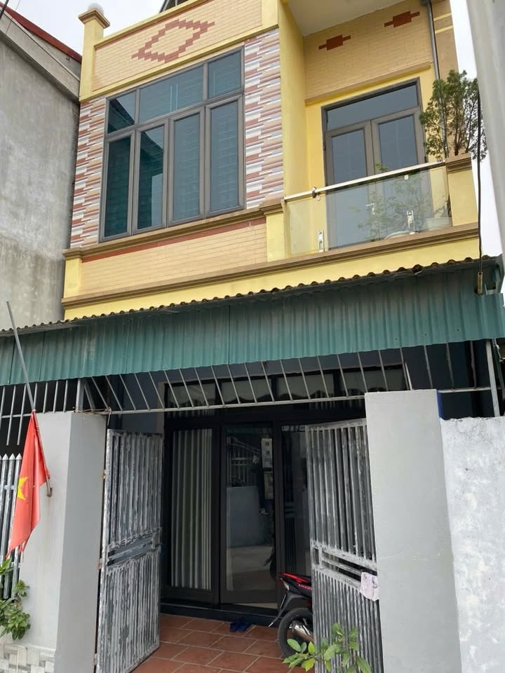 Nhà riêng cho thuê 2 tầng tại Cẩm Đông, Cẩm Giàng - 180m² chỉ 2.8 triệu/tháng