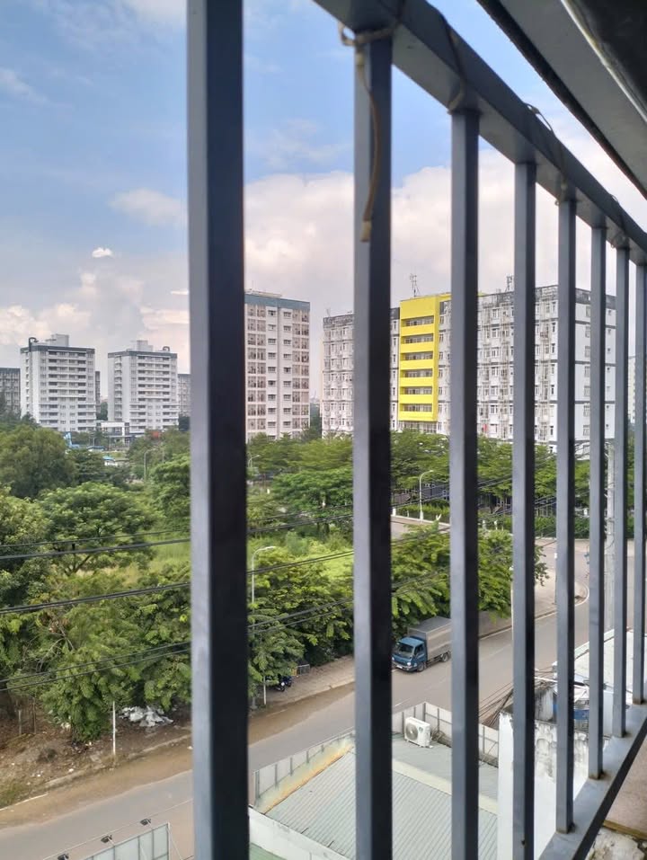 Nhà mặt tiền cho thuê tại Tô Vĩnh Diện, Dĩ An 150m² - Lý tưởng cho kinh doanh sinh viên!