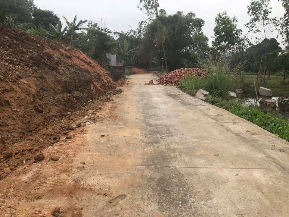 Đất nền Vân Trục, Lập Thạch 269m² giá 2.2 tỷ - Sổ đỏ chính chủ, đầu tư sinh lời!