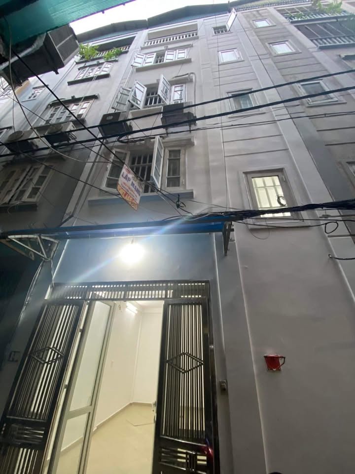 Nhà cho thuê 5 tầng tại Ngõ 236 Đại Từ, Định Công 156m² - Không gian thoáng đãng, giá 10 triệu/tháng