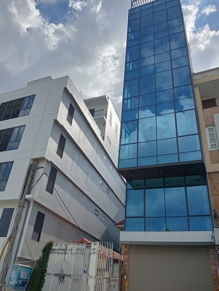 Cho thuê nhà nguyên căn 7 tầng Ngọc Thụy 70m² giá 35 triệu - Thích hợp làm văn phòng, lớp học!