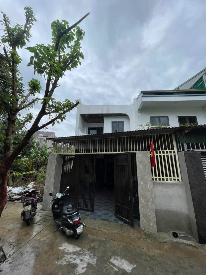 Nhà 2 tầng Hưng Dũng, TP Vinh 110m² giá 4 tỷ - Vị trí ô tô tránh, an ninh tốt!