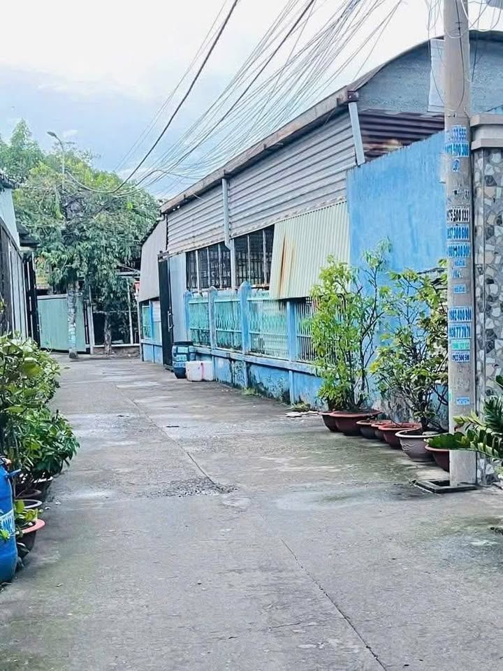 Nhà 2 tầng Ấp 3, xã Bà Điểm 45.1m² giá 1.95 tỷ - Chính chủ cần bán gấp!