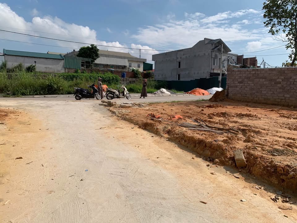 Đất nền Mạo Khê 208m² giá 2 tỷ - Vị trí đẹp tiềm năng sinh lời!