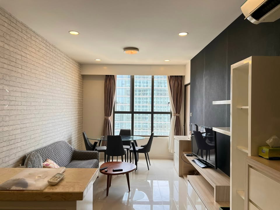 Căn hộ Icon56 Quận 4 45m² giá chỉ 15 triệu - Giao nhà ngay!