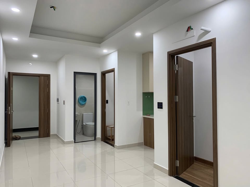 Chung cư Q7 Riverside, Đào Trí, Quận 7, 67m² chỉ 9 triệu - Nhà mới đẹp, vào ở ngay!