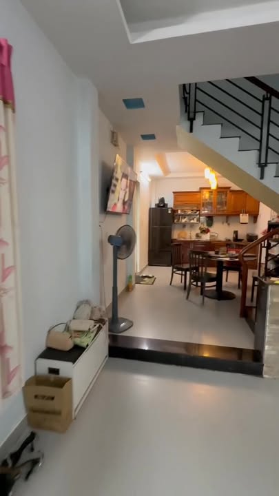 Nhà cho thuê quận 8, đường Phạm Hùng 200m² - Giá chỉ 10 triệu/tháng!