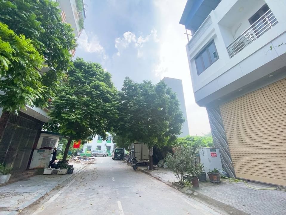 Đất nền Kiến Hưng Hà Đông 50m² giá 13 tỷ - Vị trí đắc địa, sẵn sàng xây dựng!