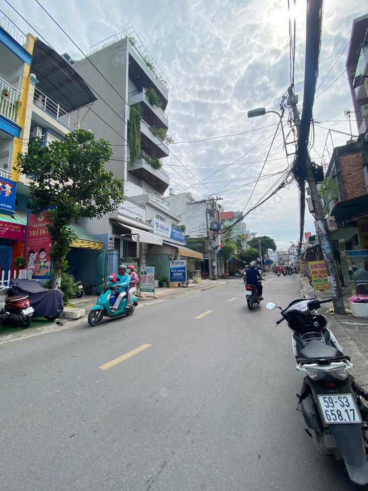 Nhà riêng Bình Trị Đông 70.8m² giá 7 tỷ - Hướng Tây, cho thuê ổn định!