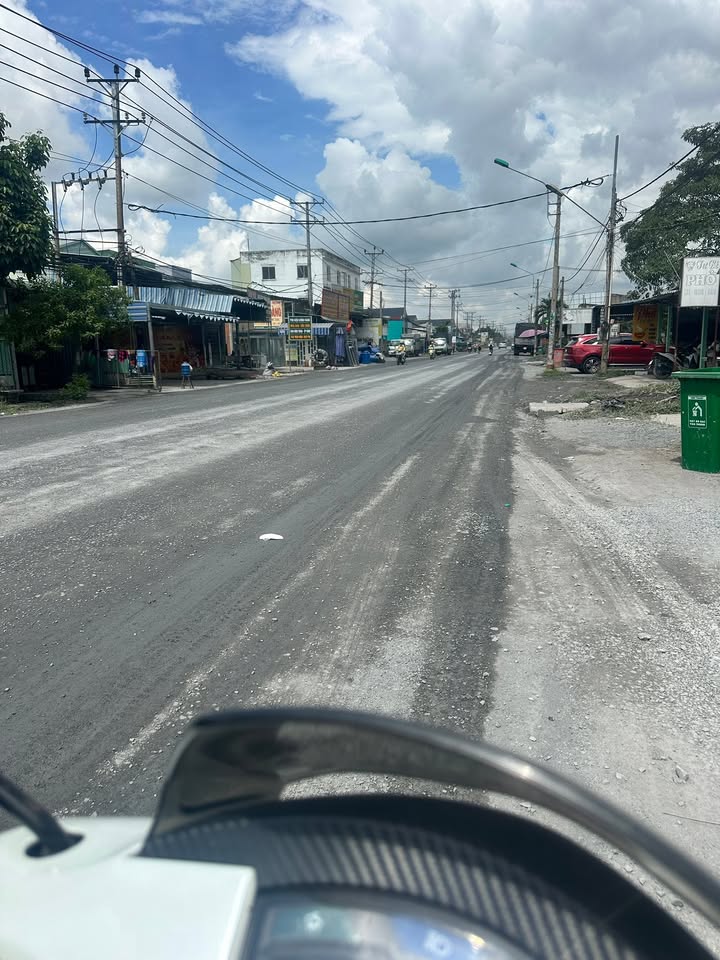 Đất nền Long Khê 134m² giá 800 triệu - Sổ đỏ chính chủ, khu dân cư đông đúc!