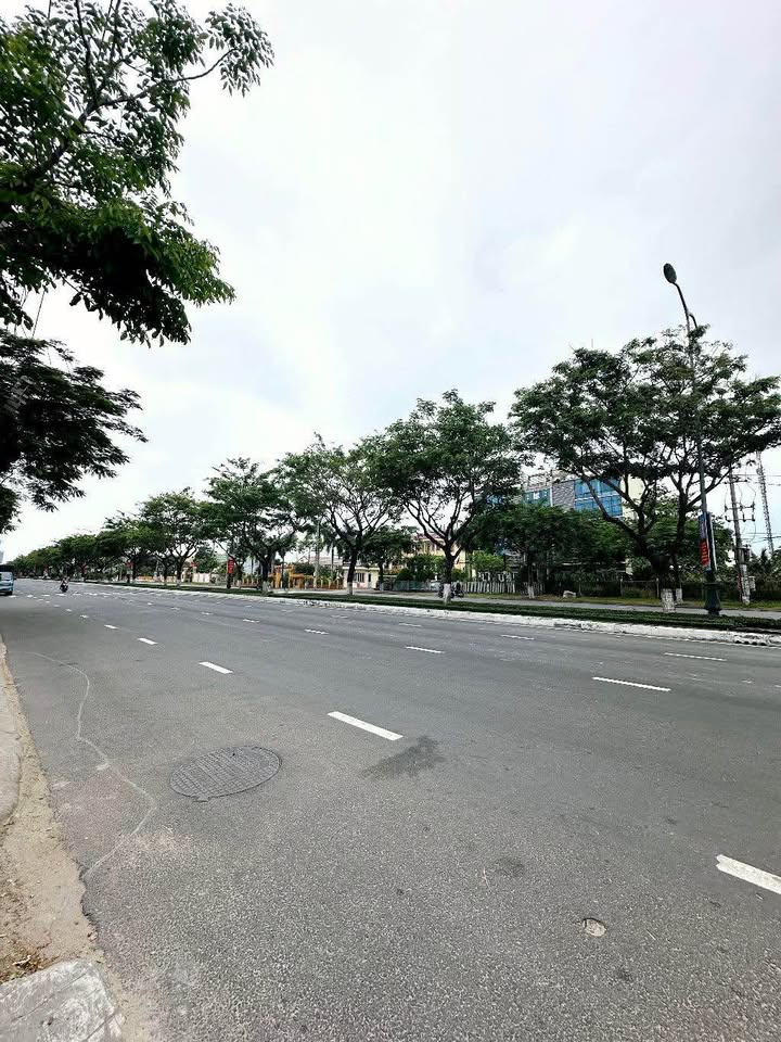 Nhà 2 tầng mặt tiền Lê Văn Hiến, Ngũ Hành Sơn, Đà Nẵng 155m² giá 12 tỷ - Phù hợp vừa ở vừa kinh doanh!