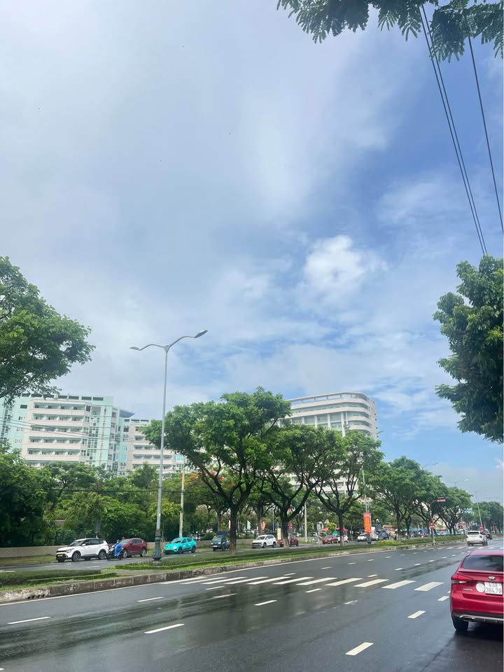 Nhà mặt tiền đường Lê Văn Hiến, Đà Nẵng 68m² giá 7 tỷ - Đối diện bệnh viện lớn!