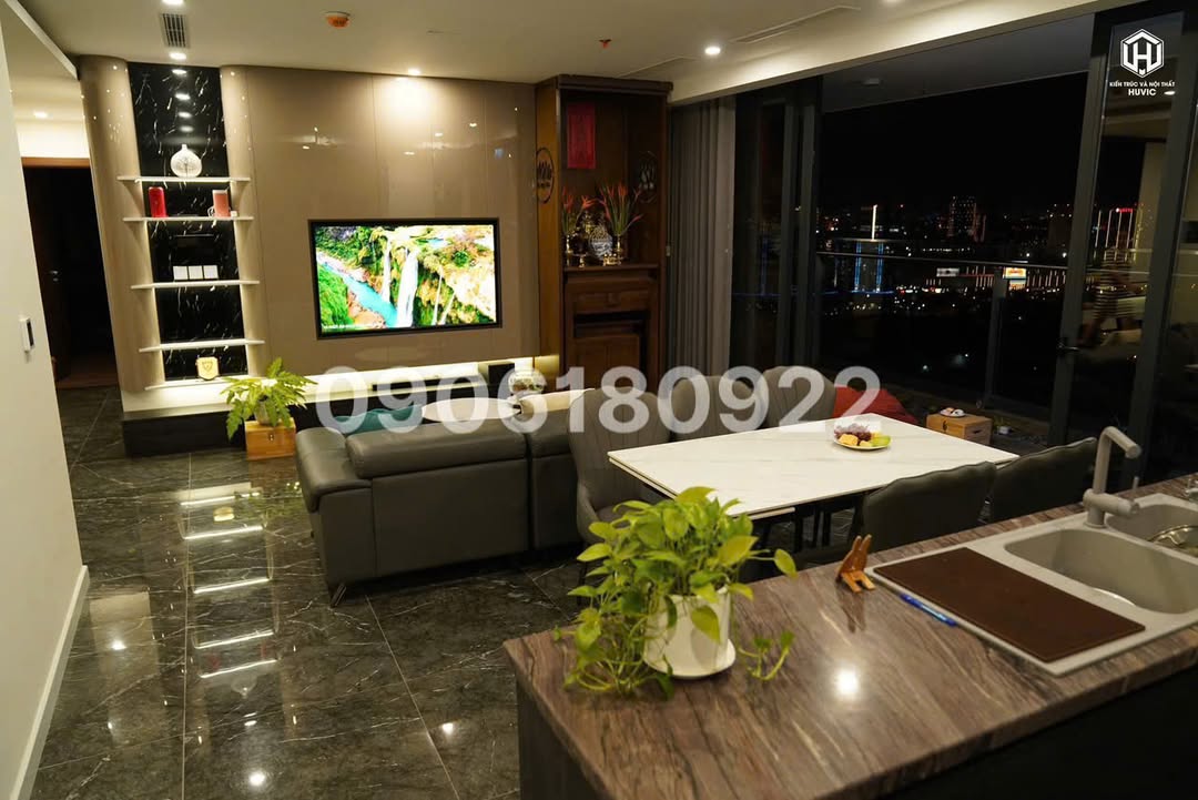 Căn hộ Sunshine Golden River Tây Hồ 141m² giá 45 triệu - Thiết kế sang trọng, full nội thất!