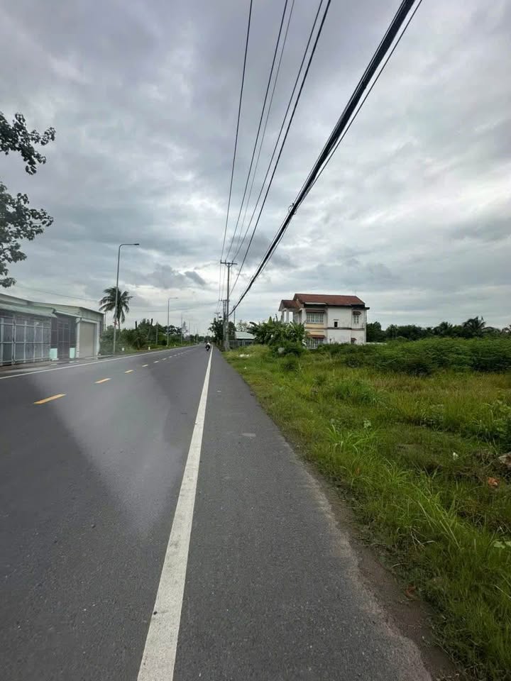 Đất nền mặt tiền Long Phước Thủ Đức 1438m² giá 35.95 tỷ - Đầu tư sinh lời hấp dẫn!