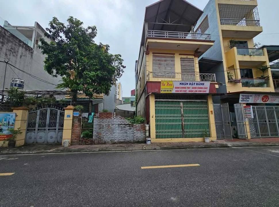 Nhà phố Giang Biên Long Biên 80m² giá 15 tỷ - Kinh doanh đa dạng, vị trí đắc địa!