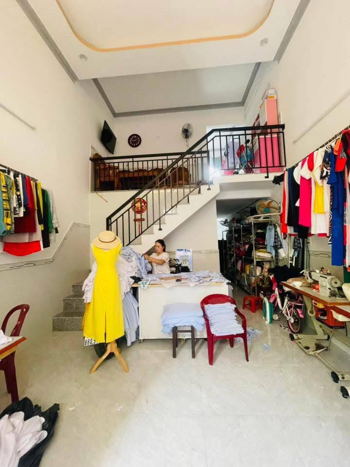 Nhà 2PN Ngô Mây, Quy Nhơn 57.6m² giá 2 tỷ - Sổ đỏ chính chủ!