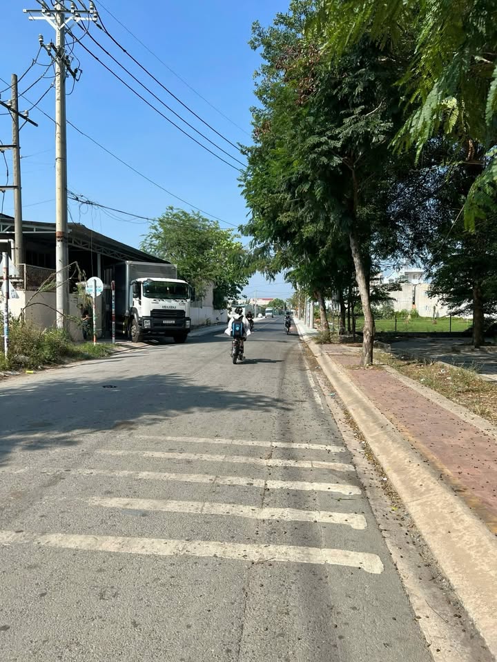 Đất mặt tiền đường Bà Điểm 4, Hóc Môn 837,9m² giá 38,1 tỷ - Thương lượng linh hoạt!