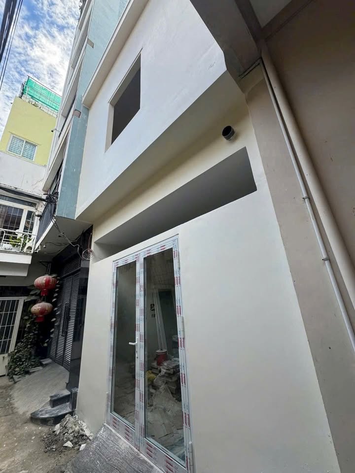 Nhà hẻm Nhị Hà, Phước Hoà, Nha Trang 33m² giá chỉ 2.65 tỷ - Sẵn sàng vào ở ngay!