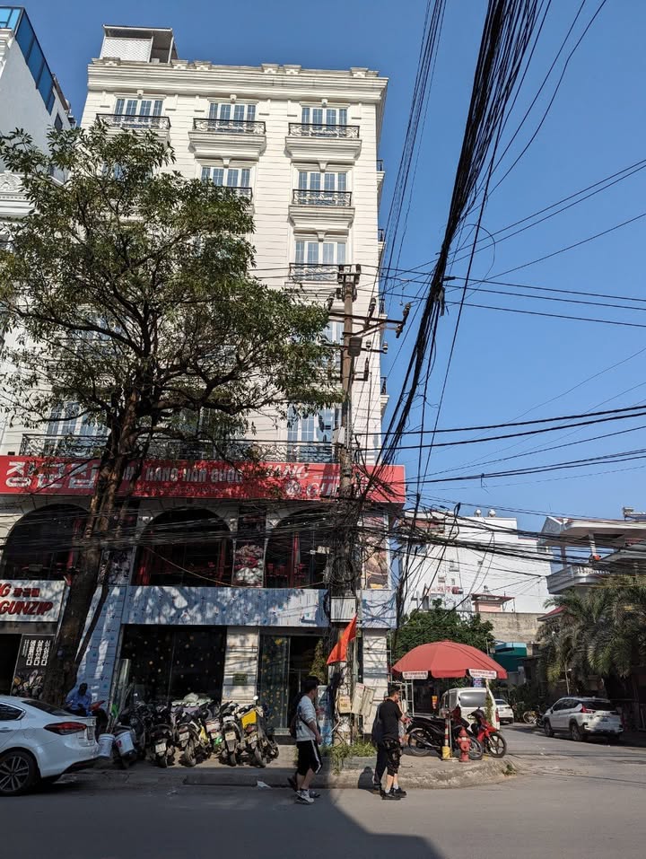 Nhà mặt tiền cho thuê tại phố Văn Cao, Hải Phòng 135m² - Thiết kế thông thủy, sẵn sàng hoạt động!