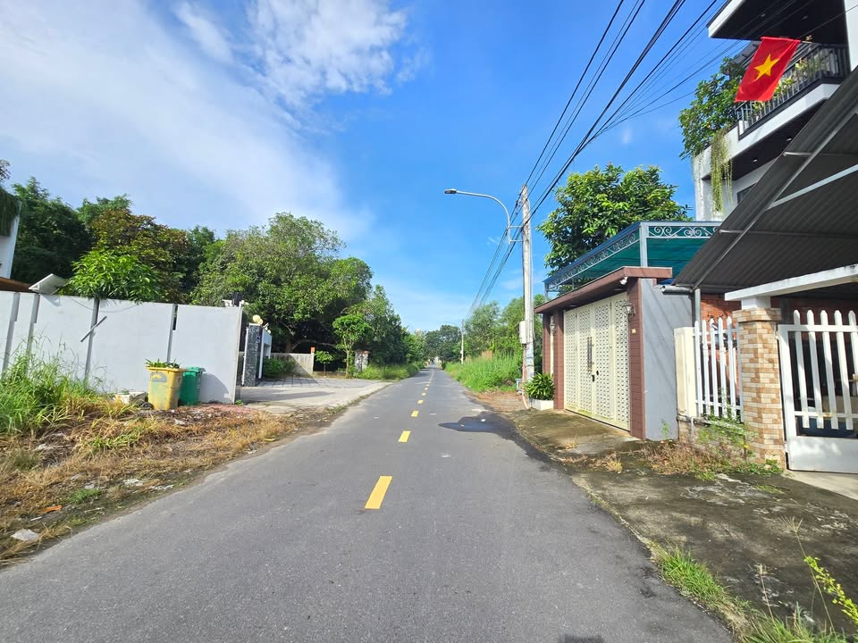 Đất nền đường Cao Lỗ, Phú Mỹ 300m² - Giá tốt, cơ hội đầu tư hấp dẫn!