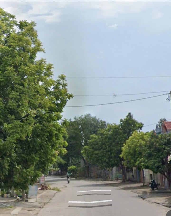 Bán gấp biệt thự sân vườn Quảng Thọ 360m² giá chỉ 5 tỷ - Cơ hội sở hữu ngay!