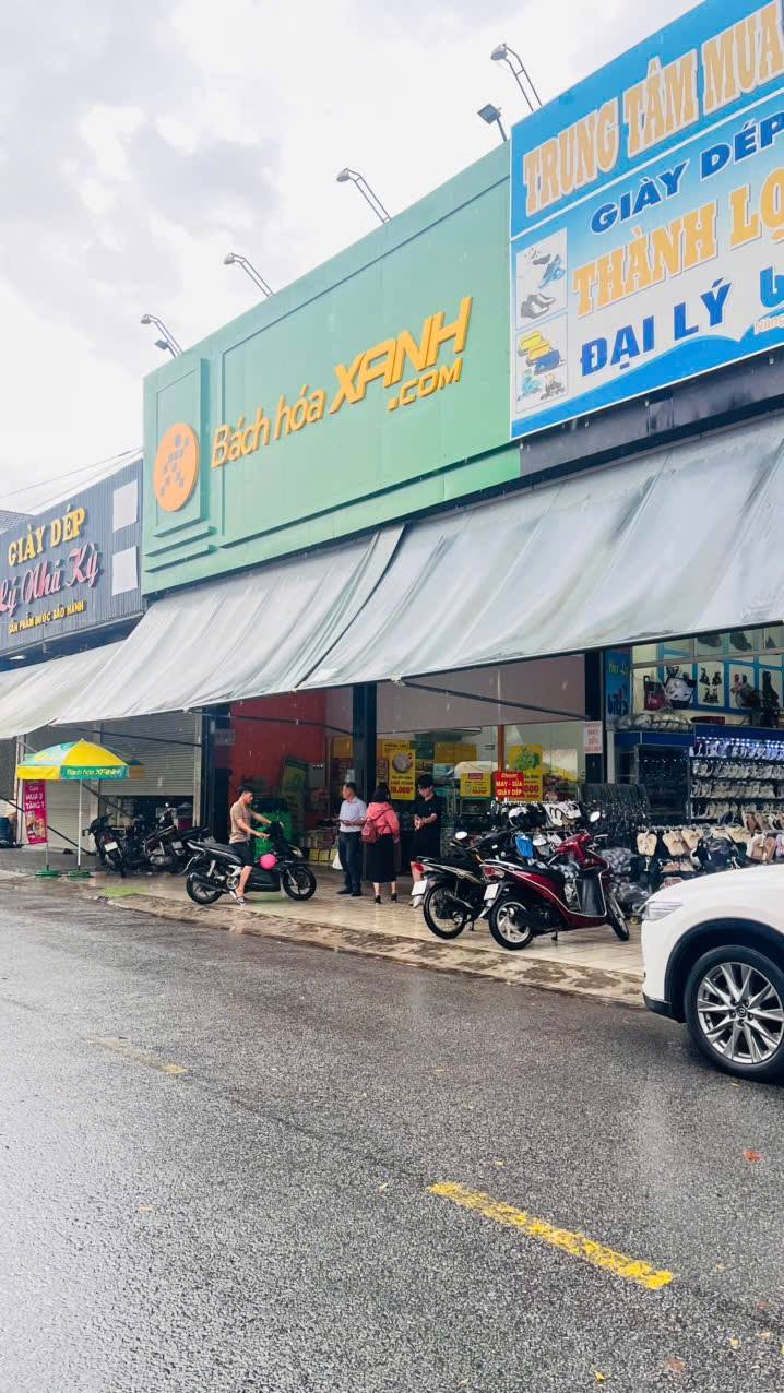 Bán mặt bằng Bách Hóa Xanh 300m² giá 18.8 tỷ - Đầu tư sinh lời ổn định!