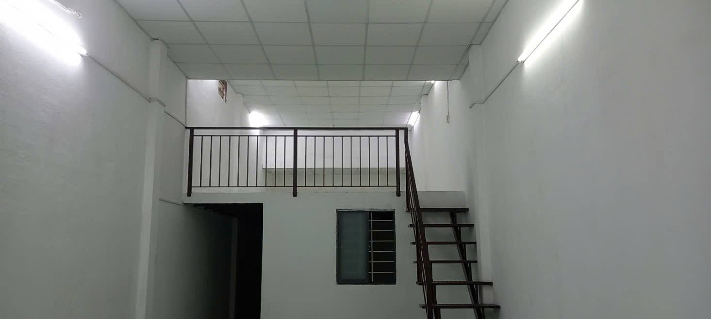 Nhà cho thuê tại 183/1 Nguyễn Sỹ Sách, Quận Tân Bình, Diện tích 4.17m² - Nhà đẹp, giá chỉ 11 triệu!