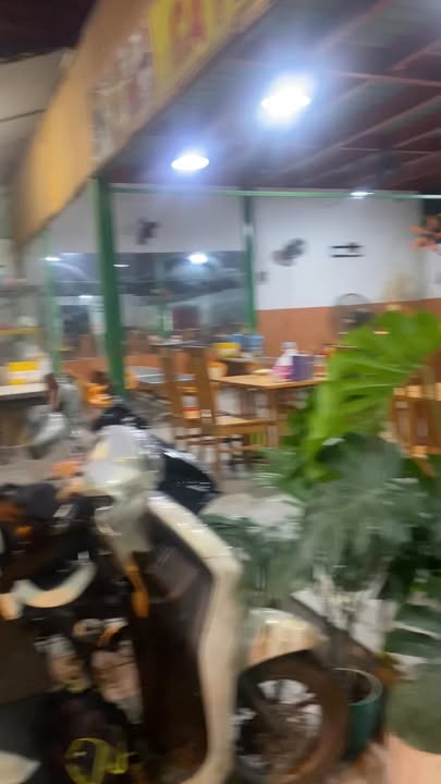 Cho thuê mặt bằng kinh doanh tại Gò Vấp 112m² giá 16 triệu - Vị trí đắc địa ngay đèn xanh đỏ!