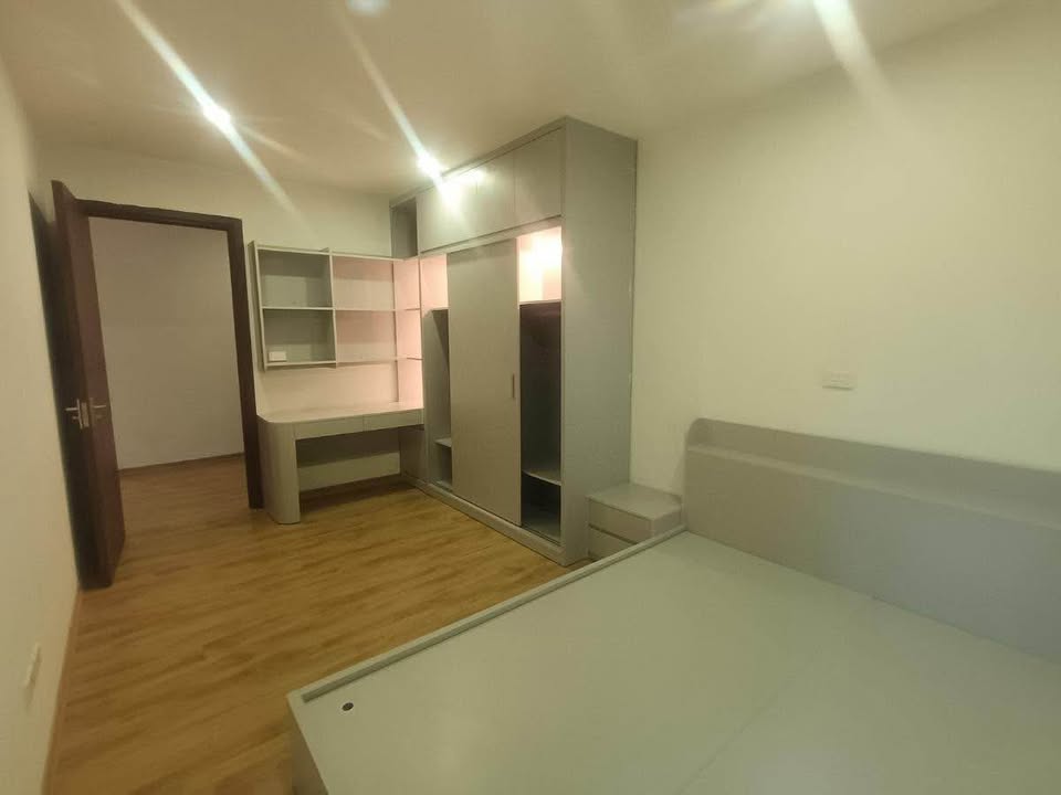 Căn hộ Lạc Hồng Westlake, Tây Hồ, 76m² giá 7.25 tỷ - Full nội thất, sẵn sàng vào ở!