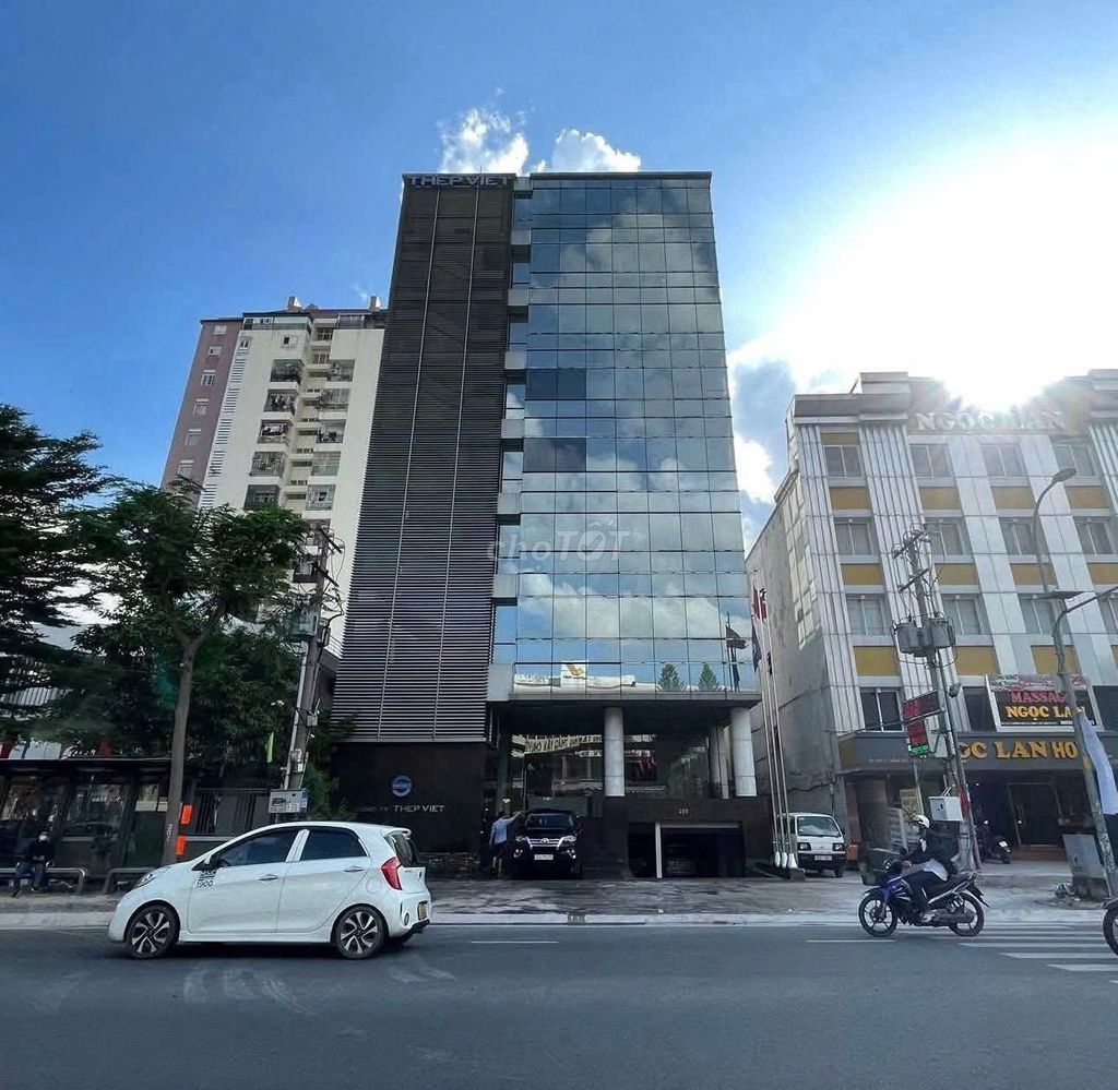 Building Siêu Hot Mặt tiền Đường Lý Thường Kiệt Quận 11 - Diện tích 1960m², Giá 200 triệu