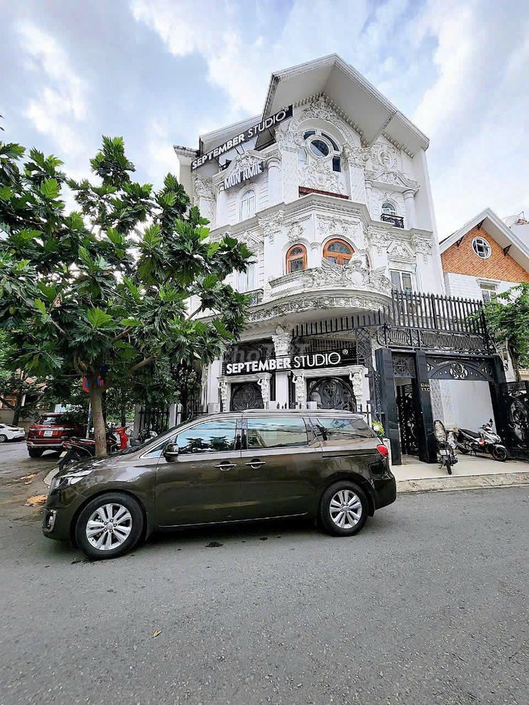 Nhà góc 2 mặt tiền đường Trần Thiện Chánh, Quận 10 - Kinh doanh ngay!