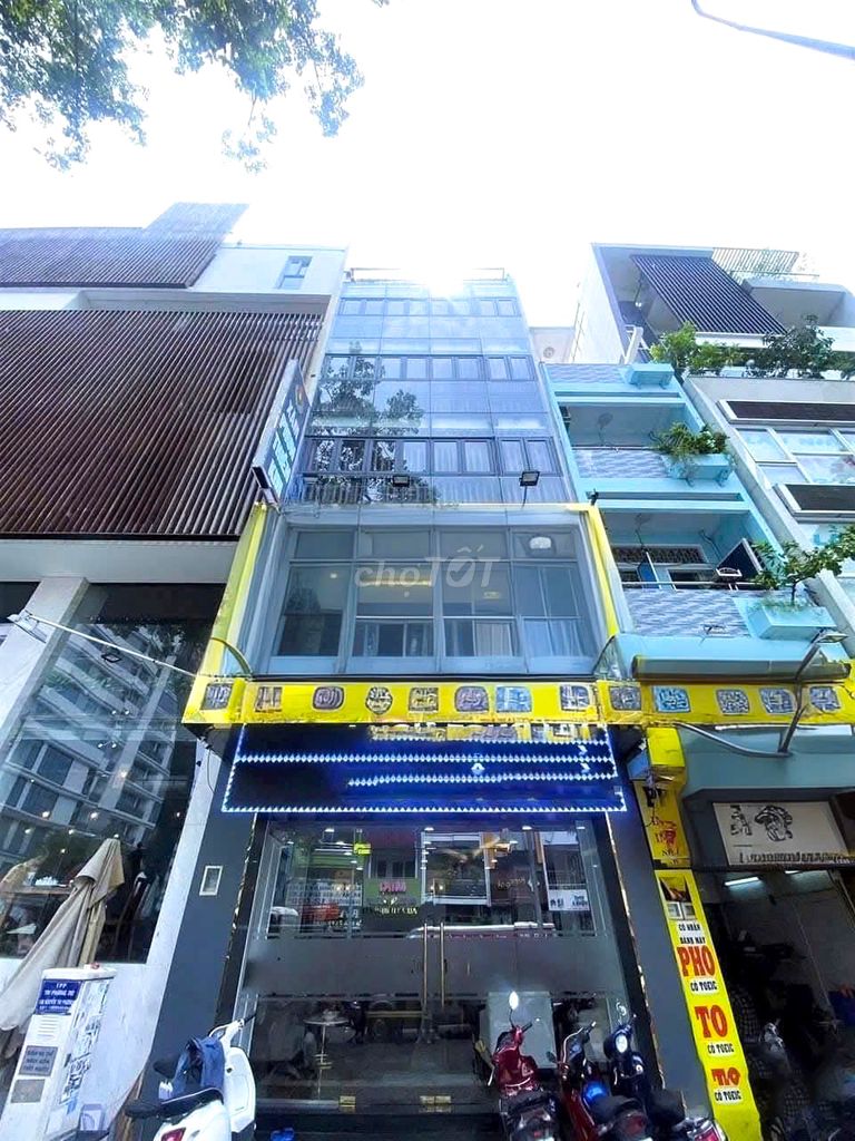 Nhà cho thuê Lê Văn Sỹ, Q3 - 5.5x22m, Giá 50 triệu - Kinh doanh sầm uất