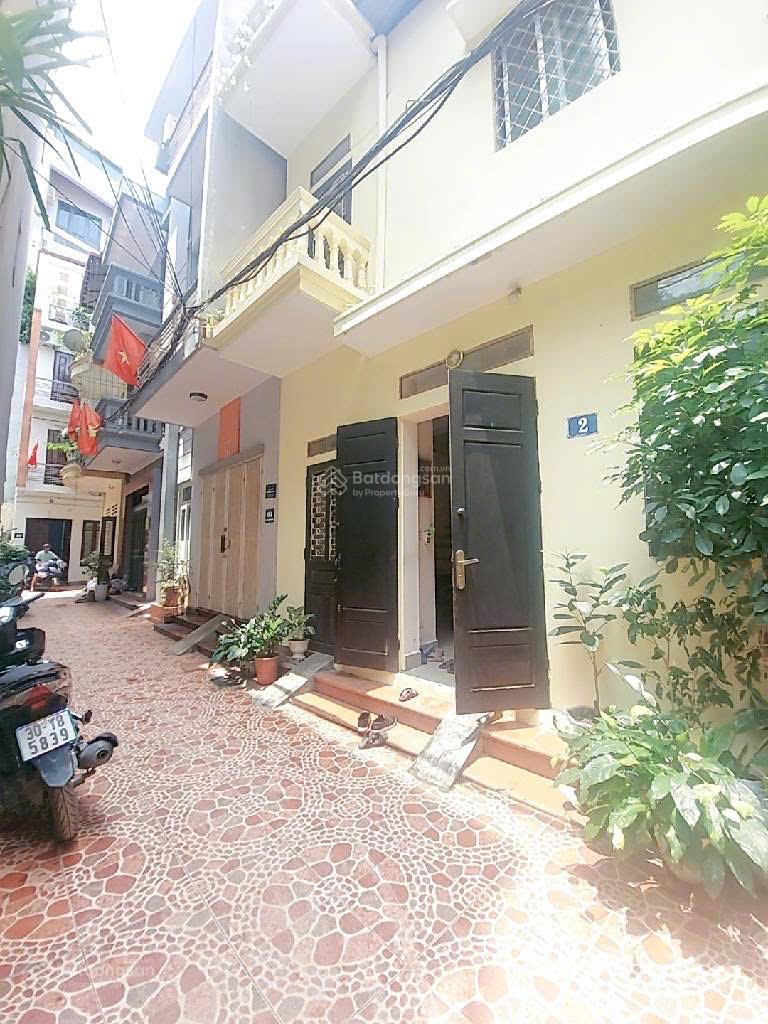 Nhà riêng cho thuê tại Hoàng Quốc Việt, Cầu Giấy 63m² - Kinh doanh tiện lợi