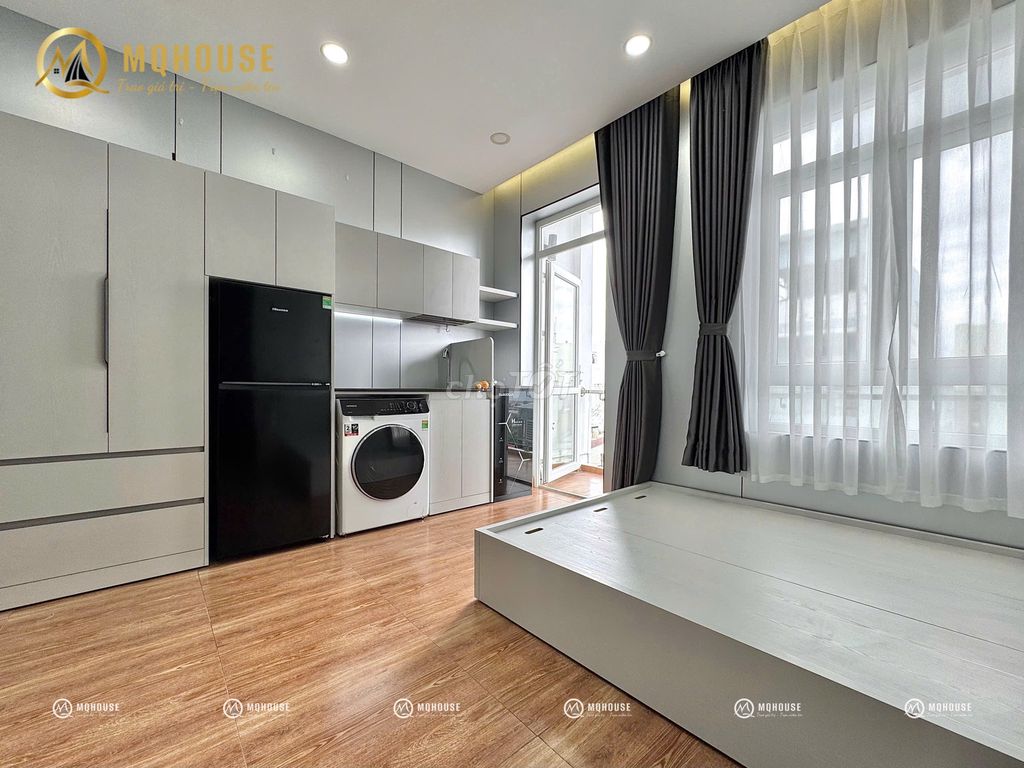 Căn hộ Studio ban công nội thất đẹp 30m² giá 6.8 triệu - Gần sân bay Tân Sơn Nhất!