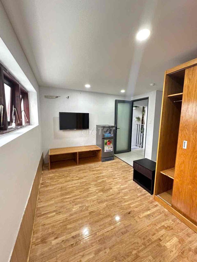 Căn hộ dịch vụ 28m² tại Lê Văn Sỹ, Quận 3 - Giá chỉ 5.8 triệu, ưu đãi 200K cho thuê dài hạn!