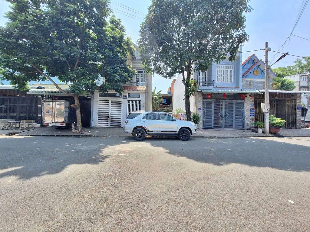 Nhà phố KDC Thạnh Tân, phường Tân Bình, TP Dĩ An - 86m² giá 3.7 tỷ - Chính chủ bán gấp!