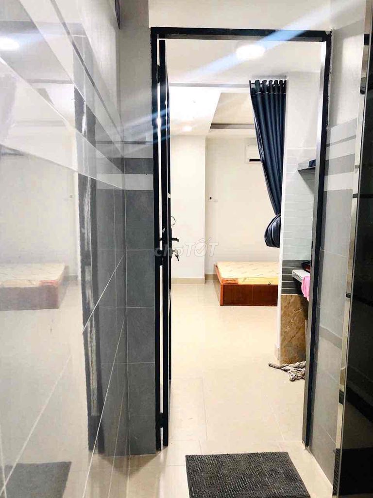 Studio Cách Mạng Tháng Tám, Quận 3, 25m² giá chỉ 4.5 triệu - Full nội thất mới 100%!