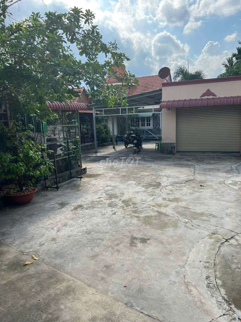 Đất mặt tiền kinh doanh Hưng Định, 883m² giá 26 tỷ - Cơ hội đầu tư tuyệt vời!