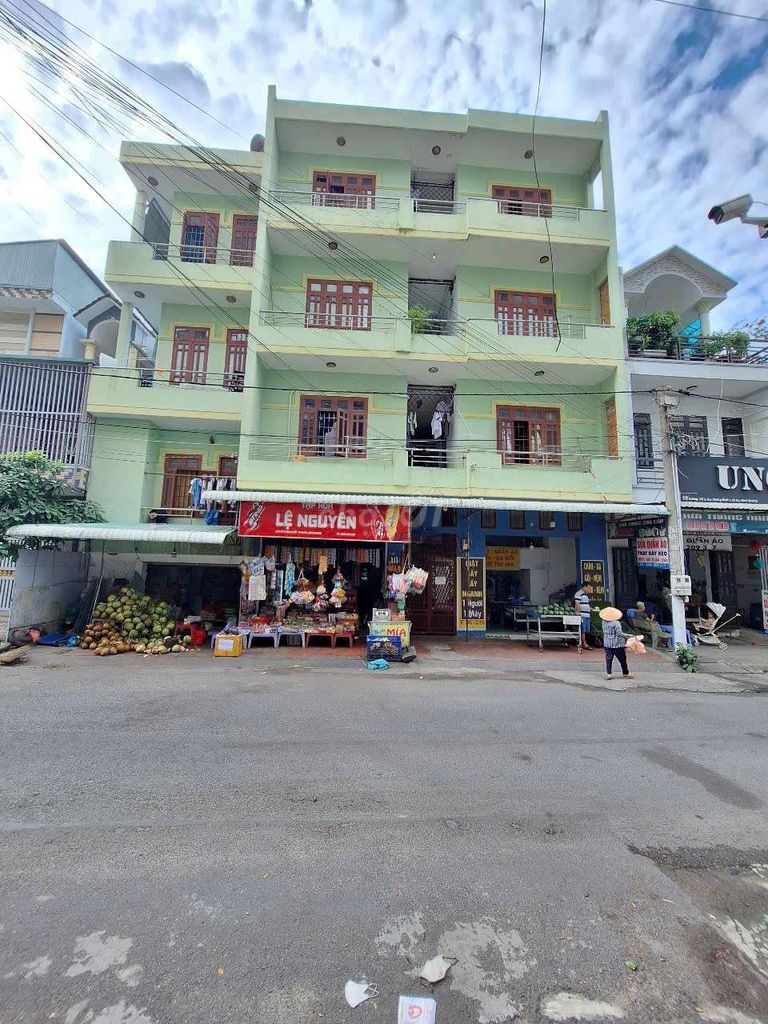 Nhà trọ mặt tiền Nguyễn Trãi 324m² giá 25 tỷ - Thu nhập 130 triệu/tháng